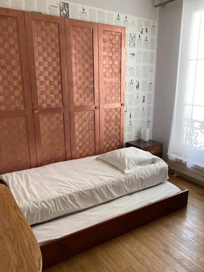 Charmant appartement Paris 0*,