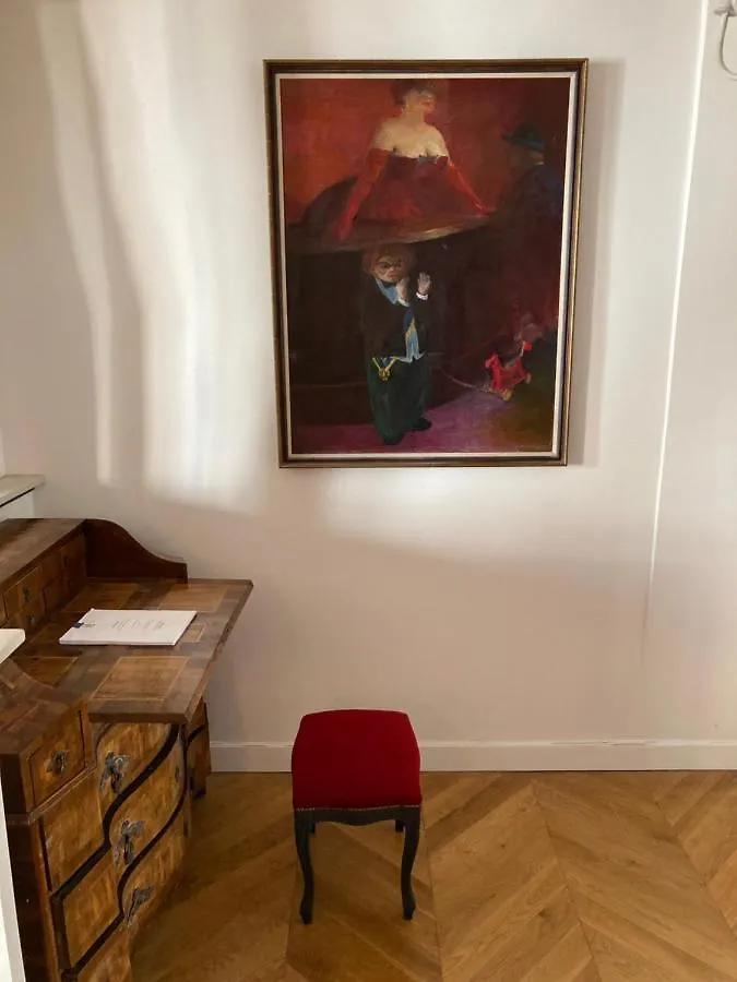Charmant appartement Paris 0*,